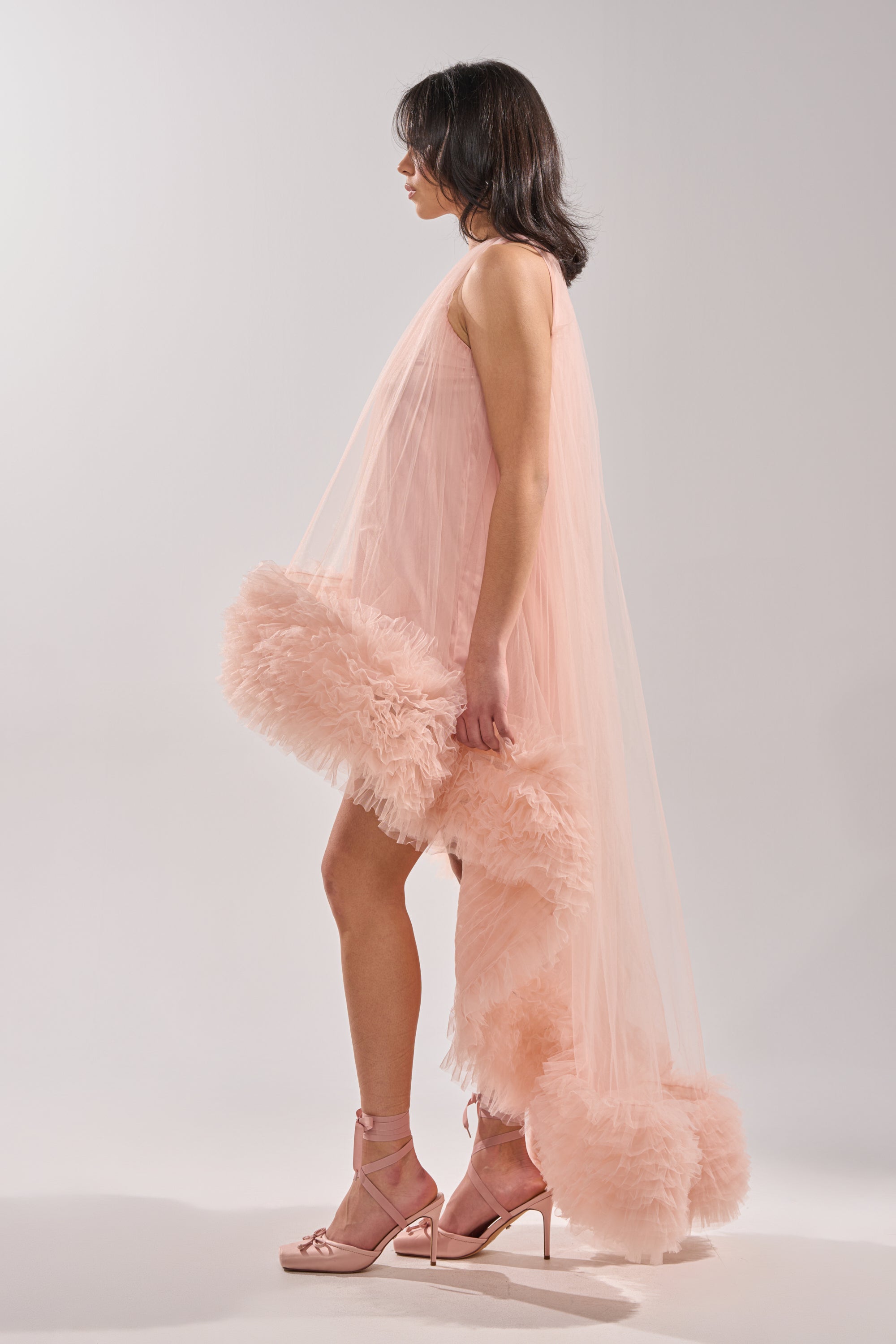 ARI TULLE RUFFLE HIGH LOW MINI DRESS IN BLUSH