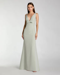 Sleeveless V Neck Mermaid Gown With Bow