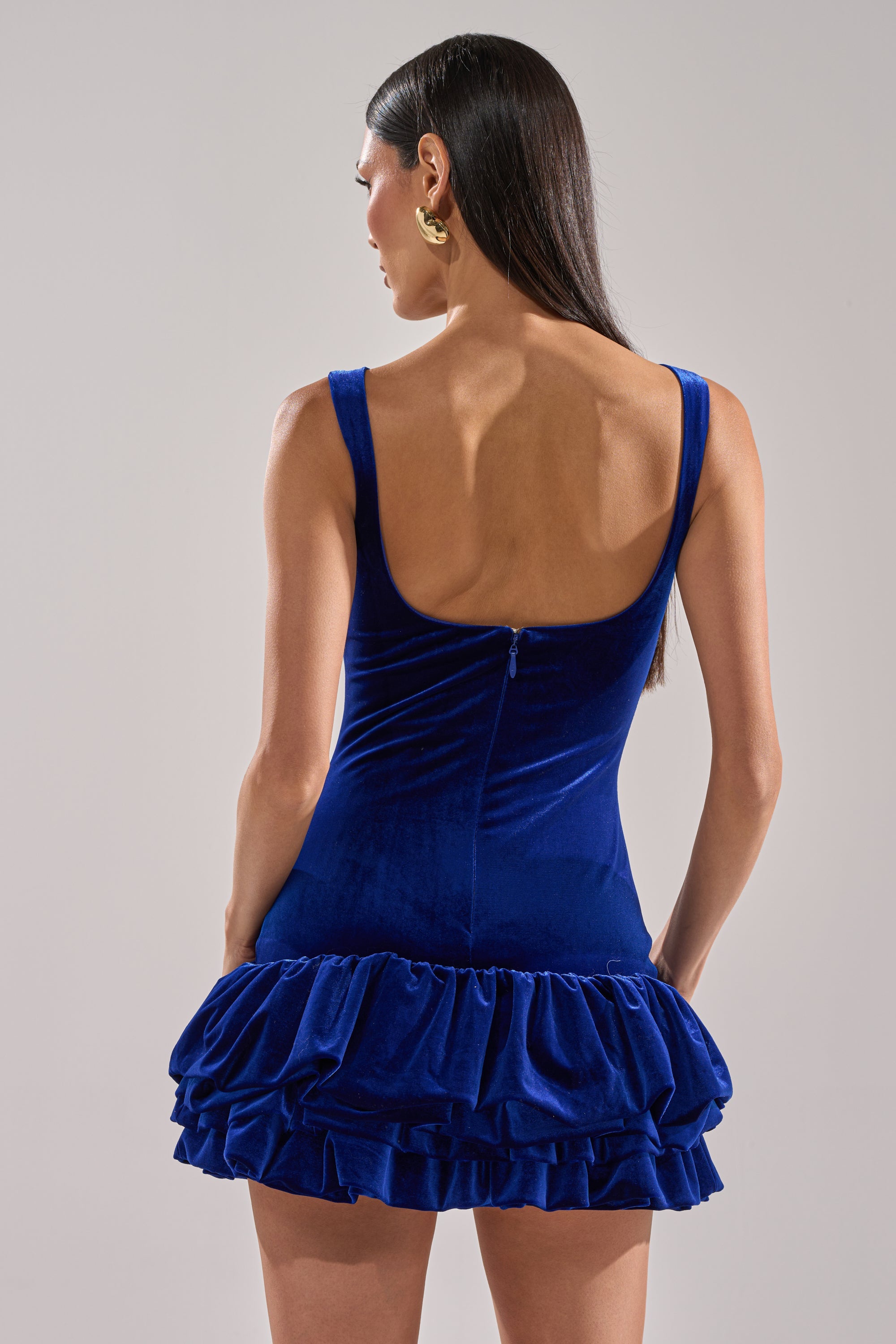 GIRL ON FIRE VELVET MINI DRESS IN BLUE