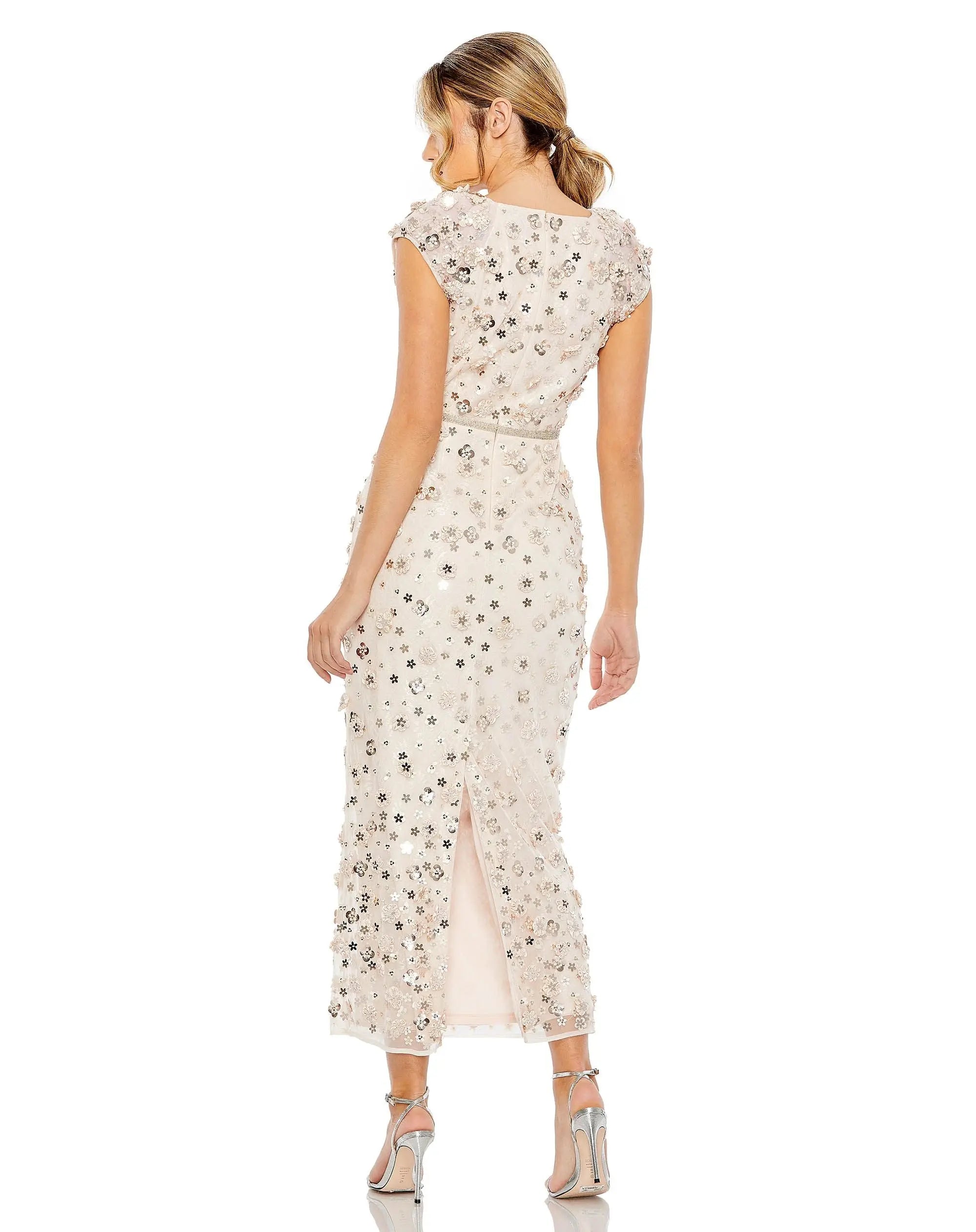 Light Pink Floral Applique Cap Sleeve Sheath Dress - FINAL SALE