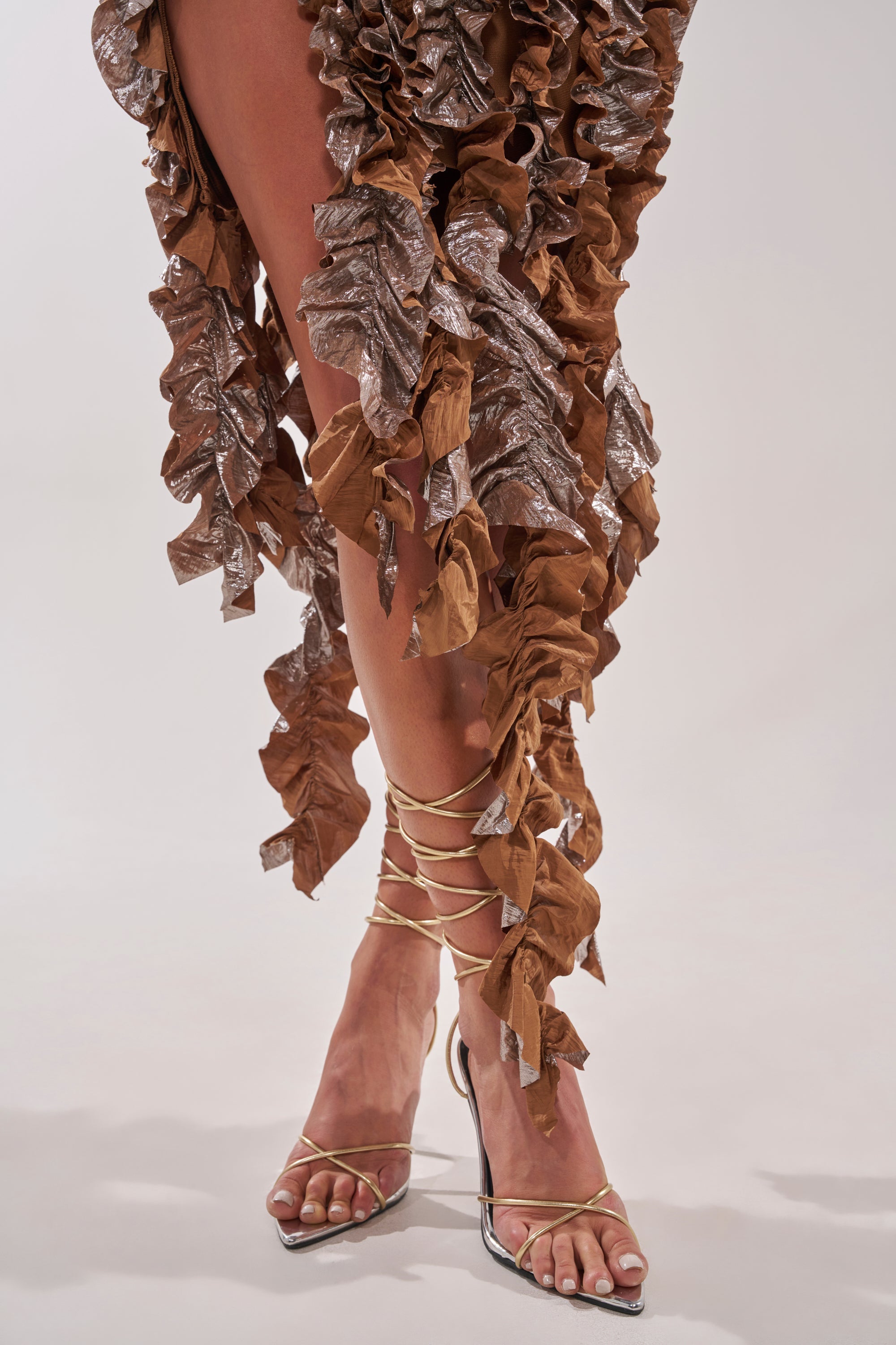 CITY LIGHTS RUFFLE MIDI DRESS IN BRONZE