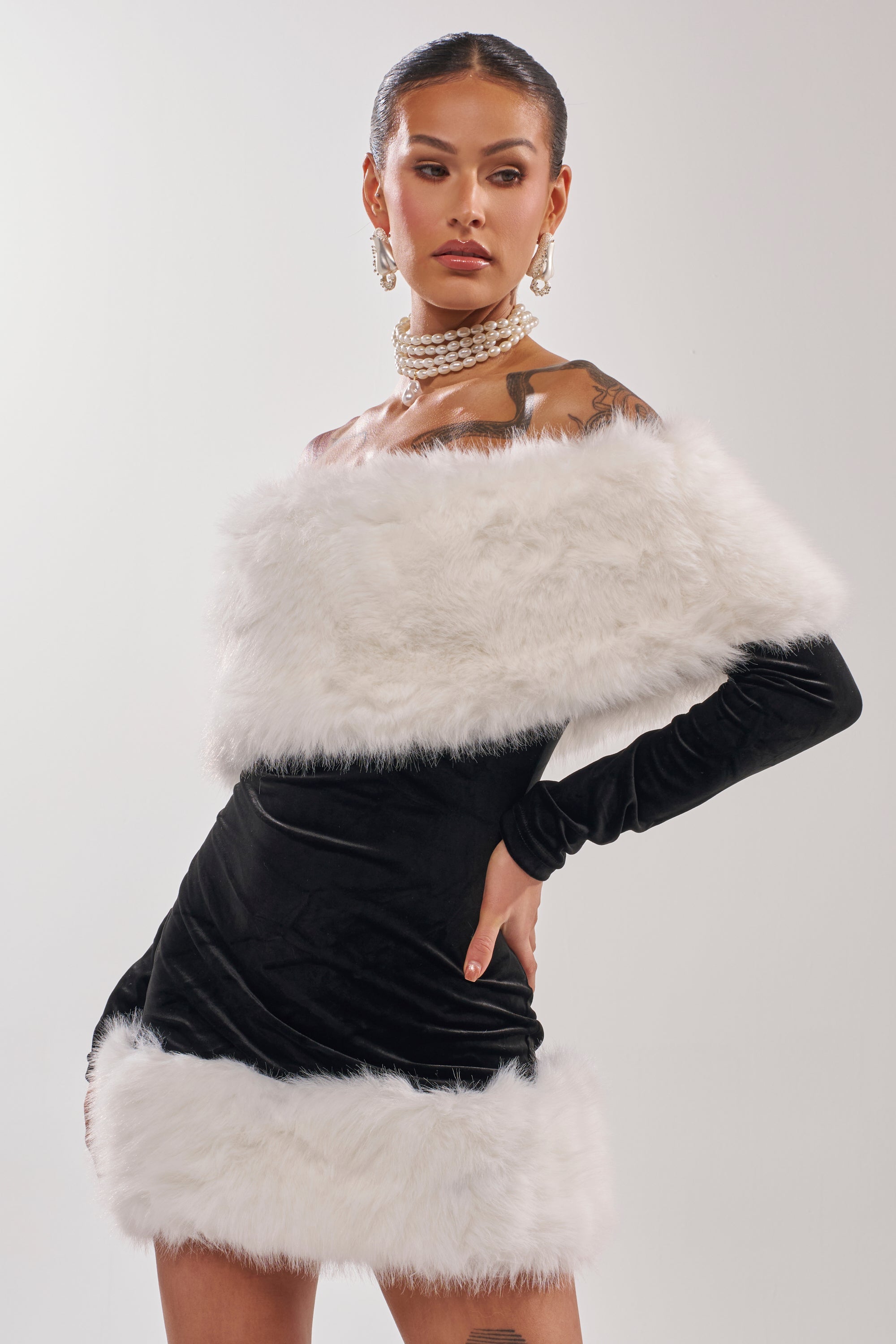 OH BABY VELVET MINI DRESS WITH FUR TRIM