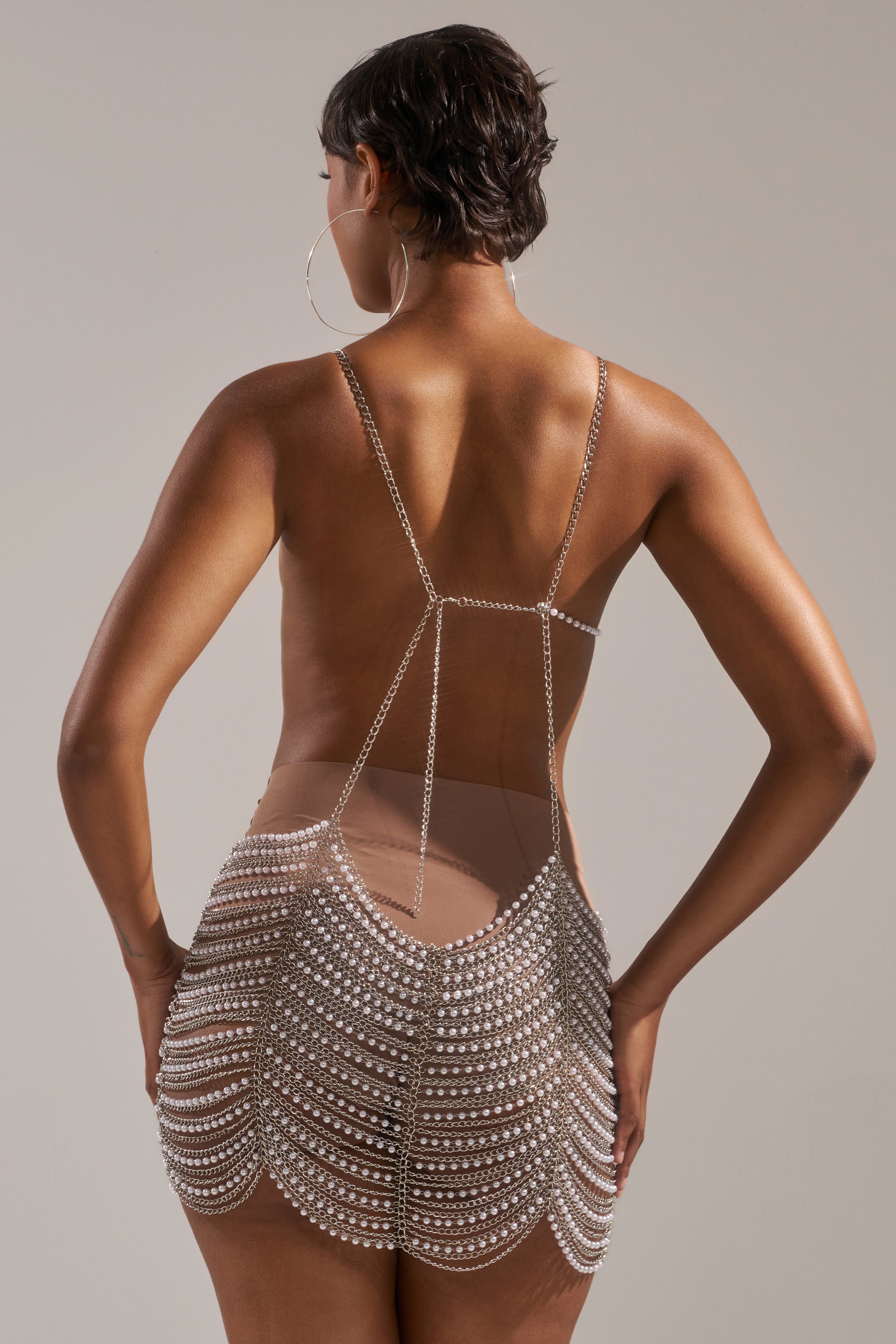 ITS GIVING DRAMA CHAIN MINI DRESS